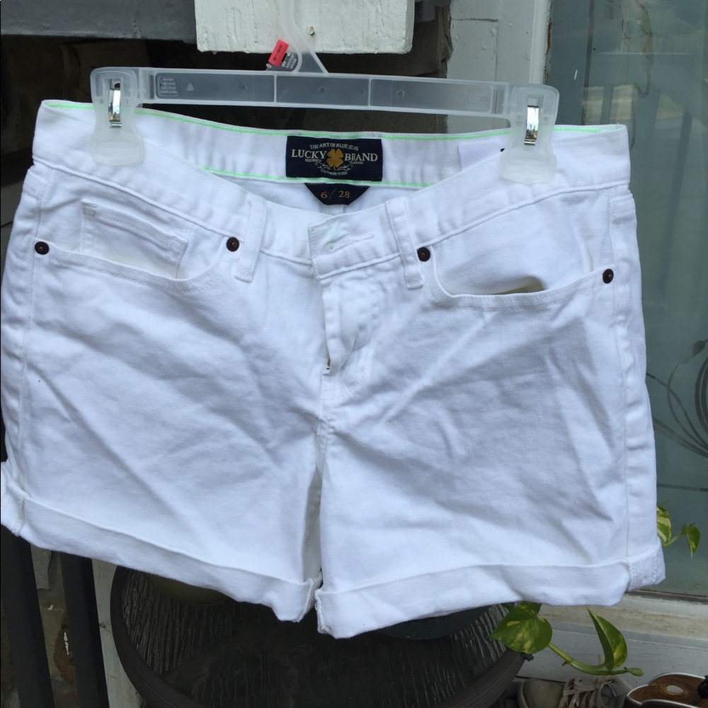 White lucky brand shorts